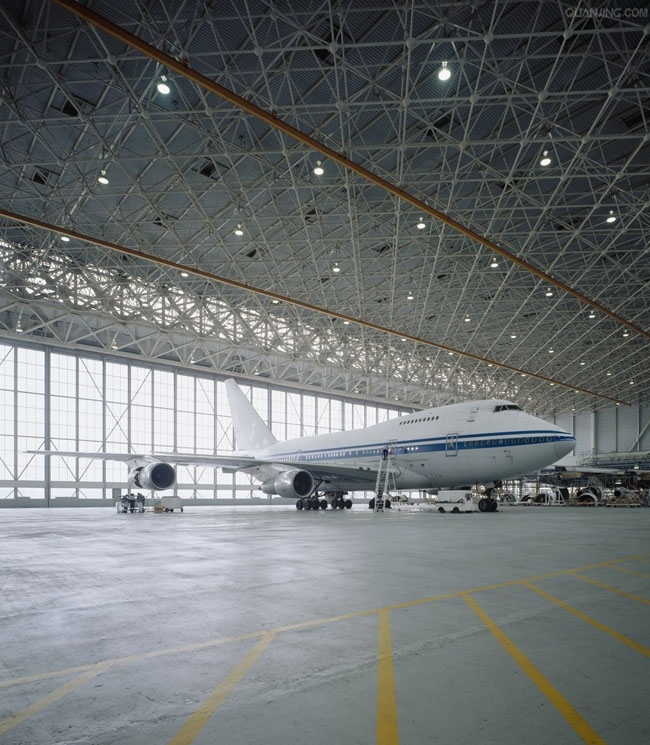 大兴安岭航空工业螺栓球网架工程