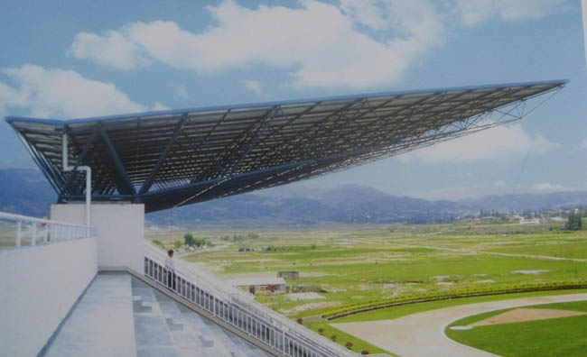 大兴安岭体育看台网架